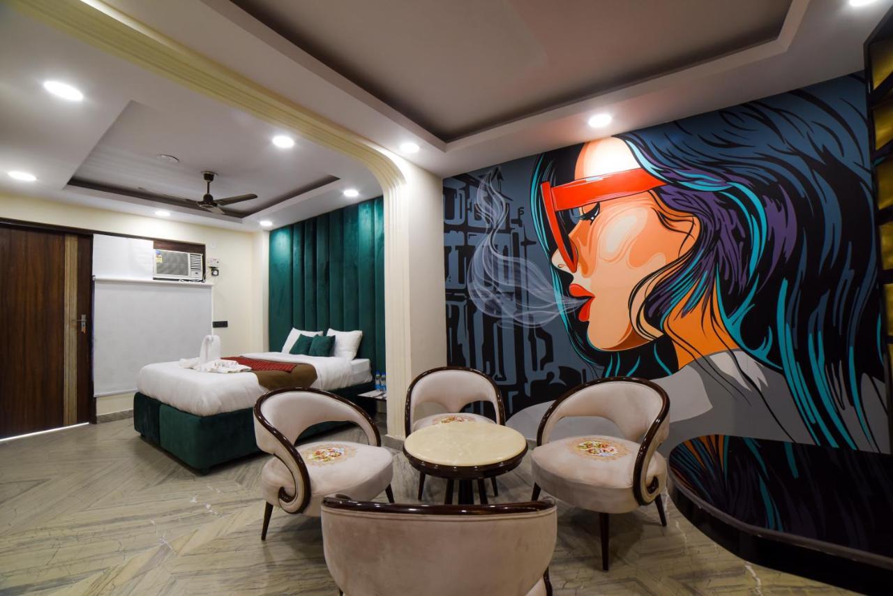 The Twenties Kamla Nagar Hotel New Delhi Eksteriør billede